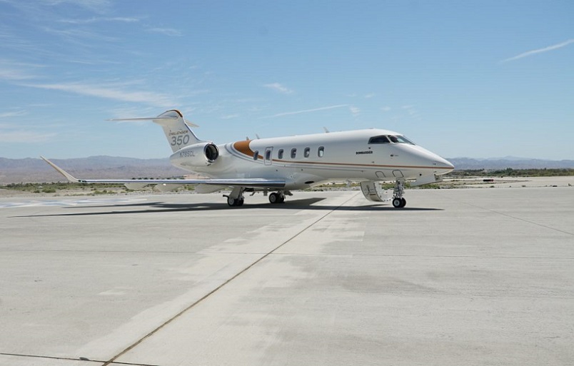 Bombardier Challenger 350 (1).jpg