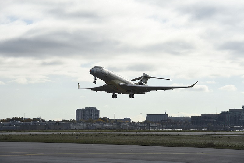 Bombardier Global 7000 Takes To The Skies.jpeg