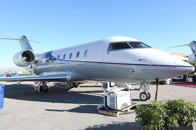 Bombardier unveils Challenger 650 with launch customer NetJets.jpg