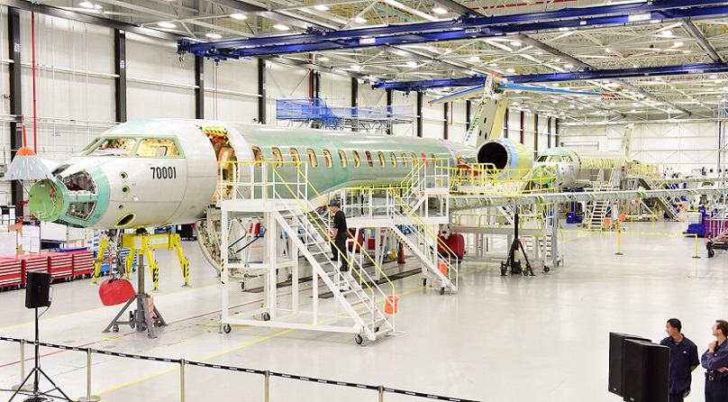 Bombardier Unveils First FTV Global 7000 In Production.jpe