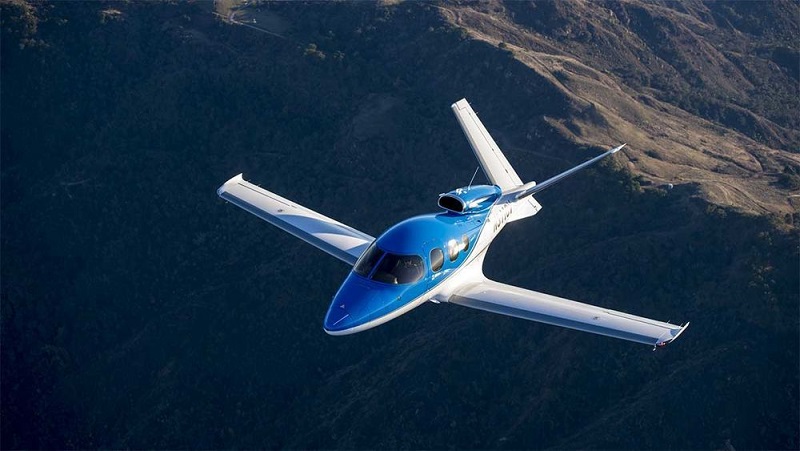 Cirrus Unveils Second Generation Vision Jet (1).jpg