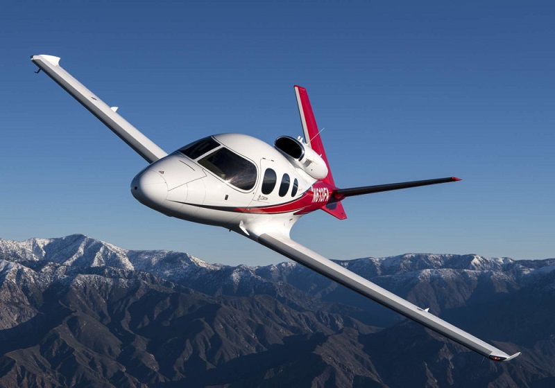 Cirrus Vision Jet (2).jpg