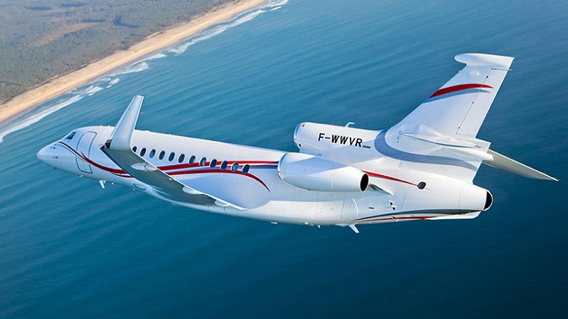 Dassault at AeroExpo 2015 in Mexico with Falcon 7X and 2000S.jpg