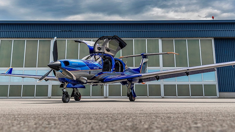Diamond DA50 RG (1).jpg