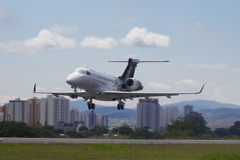 Embraer nets large order from Mexican company.jpg