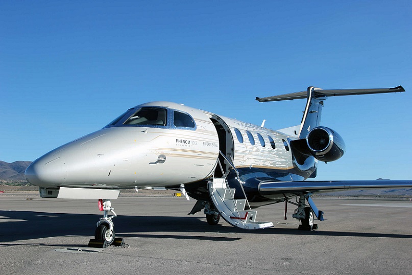 Embraer Phenom 300.jpg