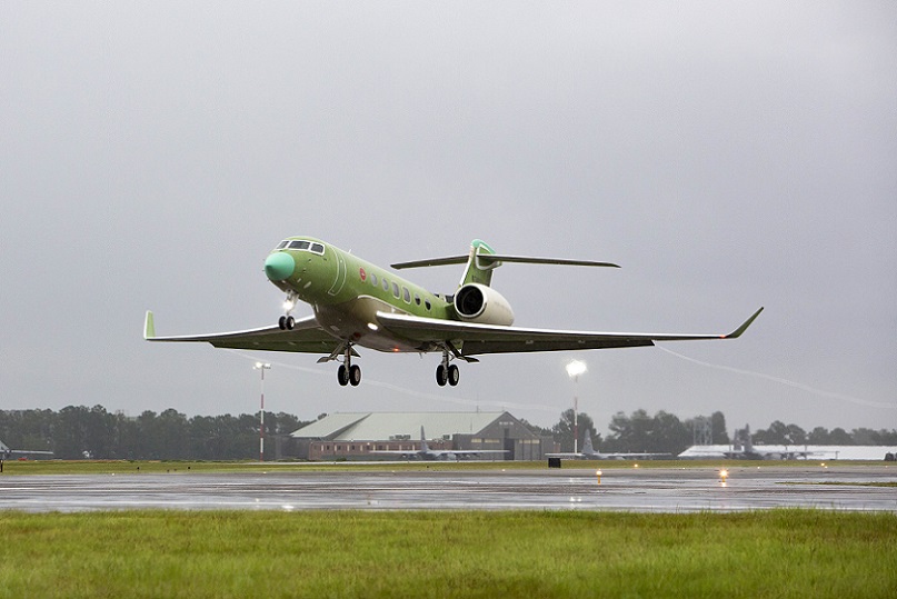 Fouth Gulfstream G600 Takes Off (1).jpg
