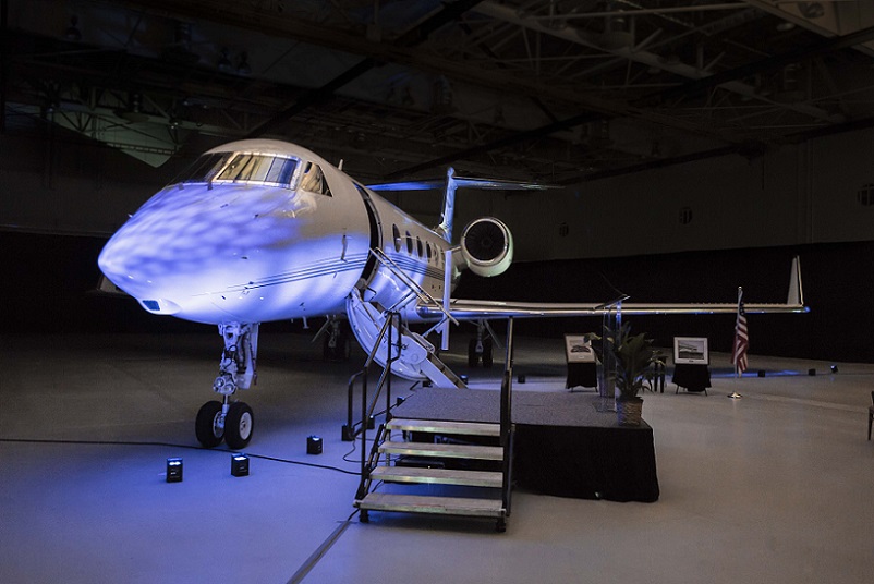 Gulfstream Delivers Last G450 (1).jpg