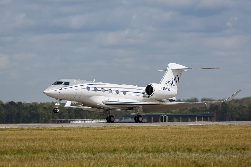 Gulfstream G500 Production Test Aircraft Takes First Flight.jpg