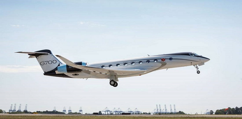 Gulfstream G700 (1).jpg